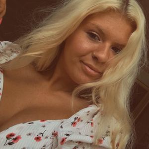 Meet your Posher, Karis